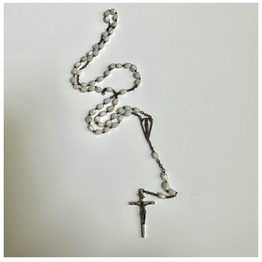 Silver tone mother of pearl vintage rosary - Picture 2 of 12